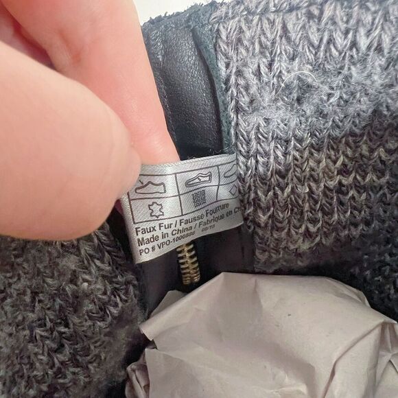 Like New Cougar Women's Toledo Waterproof Booties Black Leather Size 10 - Picture 9 of 13